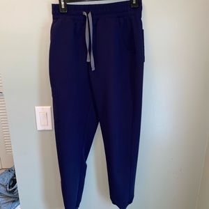 Navy blue figs jogger scrub pants ✨